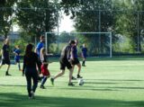 Laatste training S.K.N.W.K. JO11-1JM van seizoen 2022-2023 (partijtje tegen de ouders) (5/221)